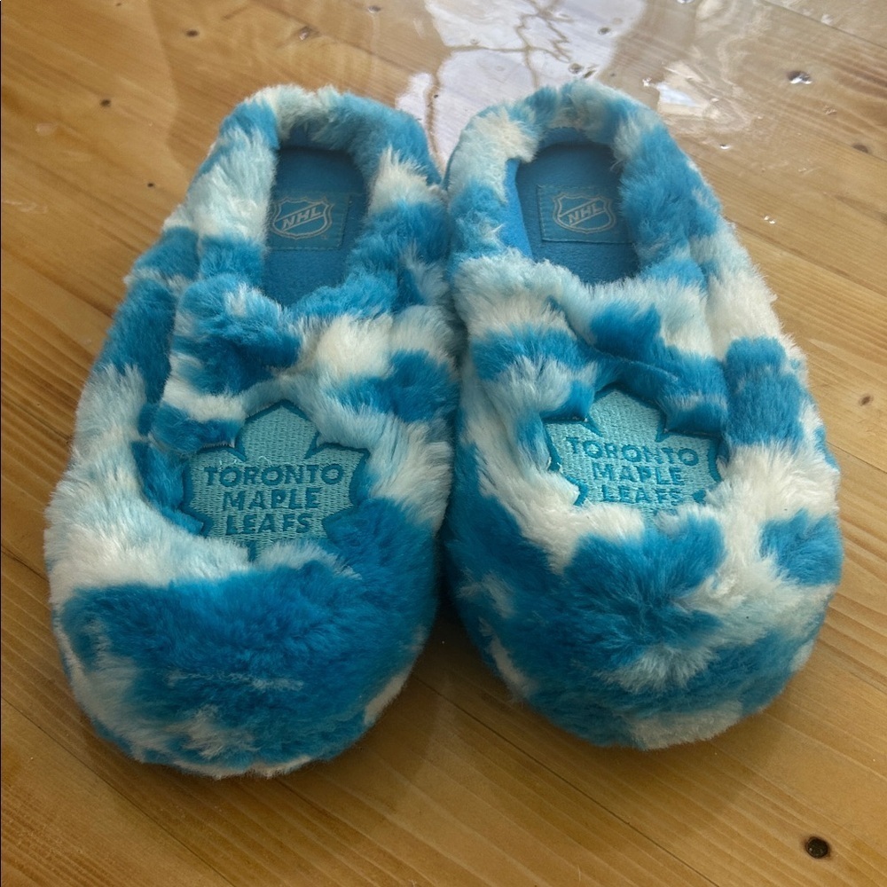NHL Toronto Maple Leafs Blue and White Slippers